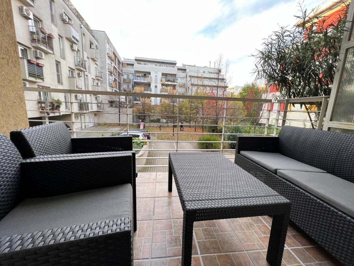 בודפשט Center Budget Apartment Inside Free Parking Self Check-In Free Streaming Ac Balcony מראה חיצוני תמונה