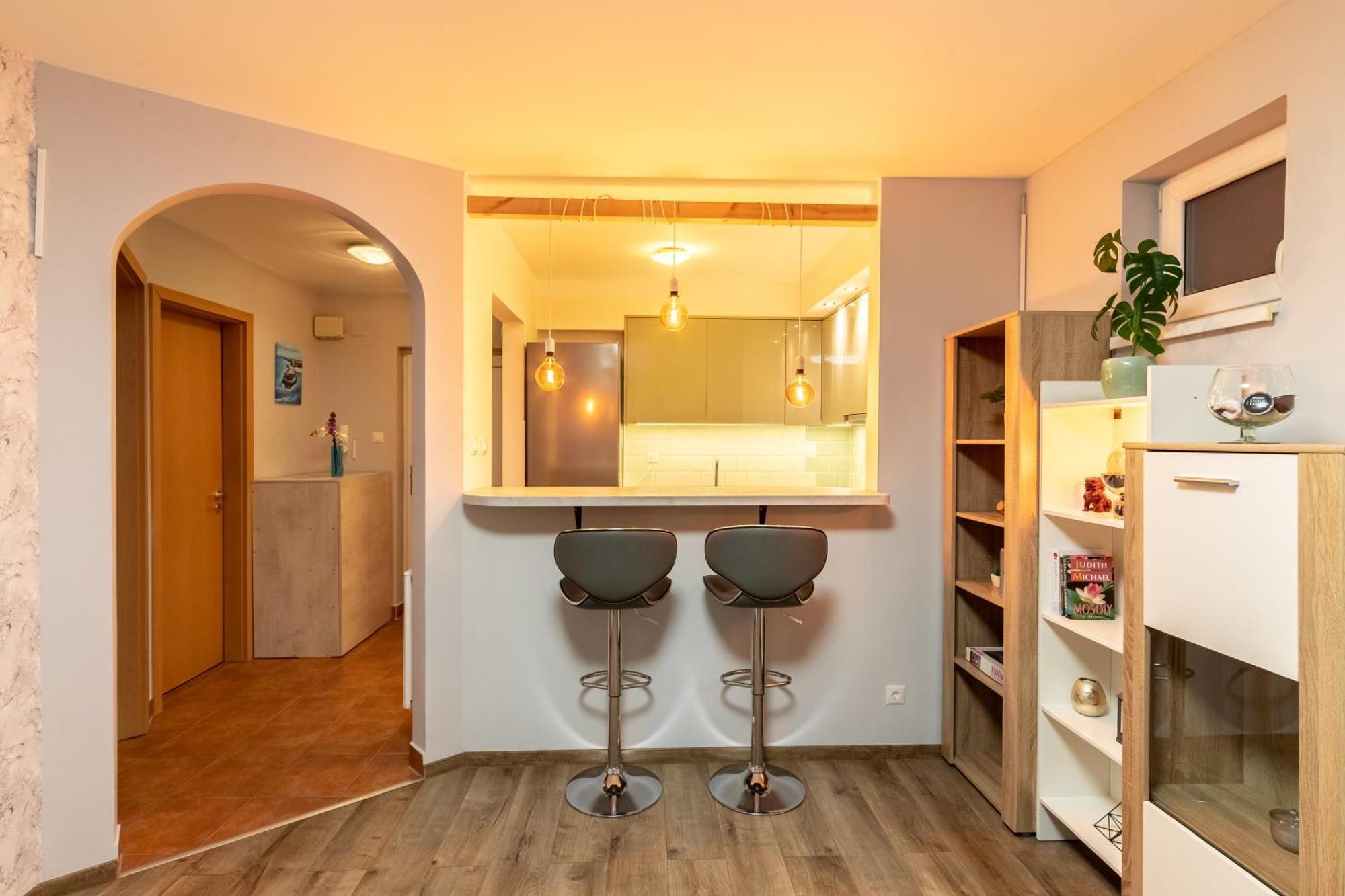 בודפשט Center Budget Apartment Inside Free Parking Self Check-In Free Streaming Ac Balcony מראה חיצוני תמונה