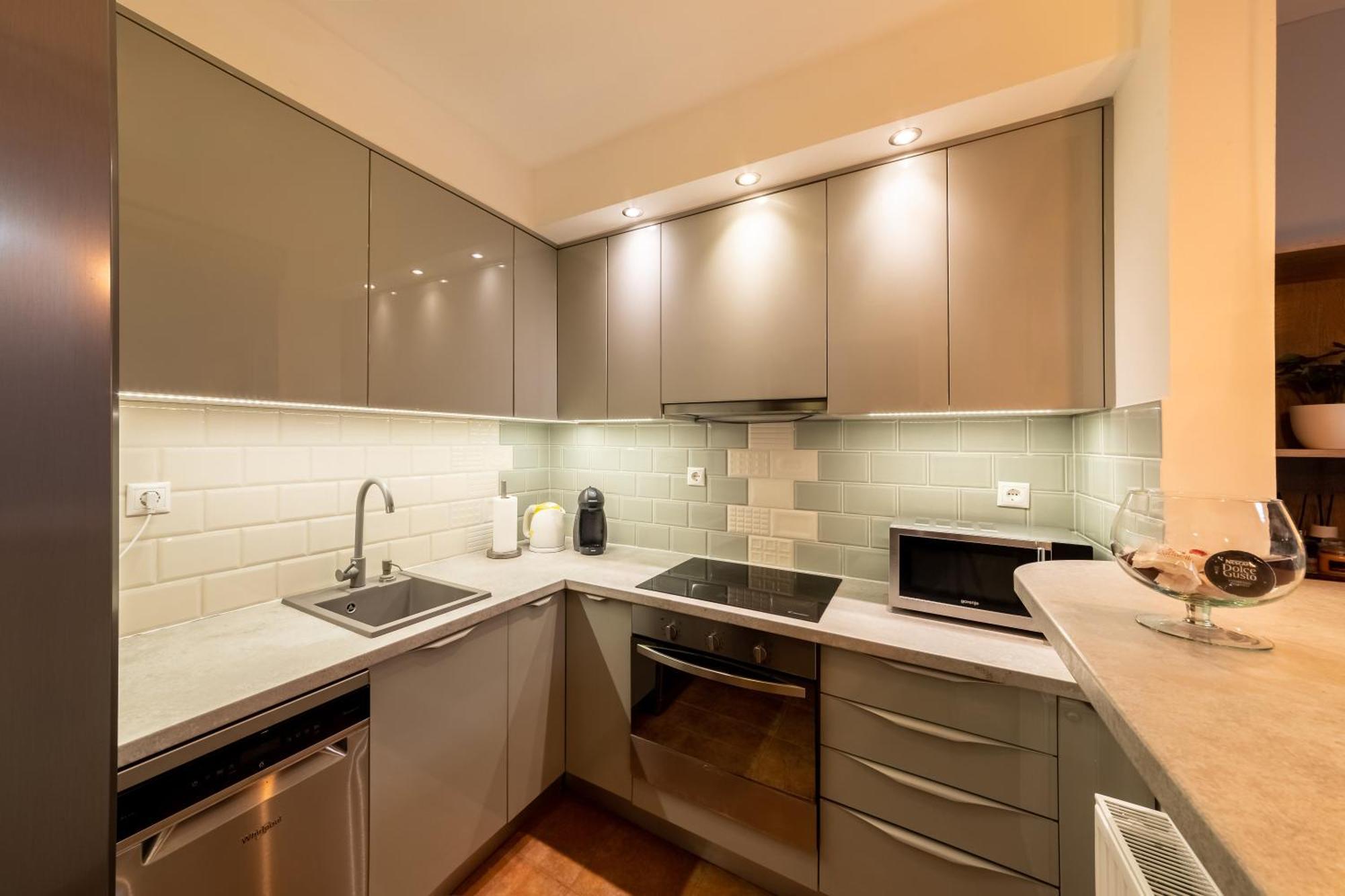 בודפשט Center Budget Apartment Inside Free Parking Self Check-In Free Streaming Ac Balcony מראה חיצוני תמונה